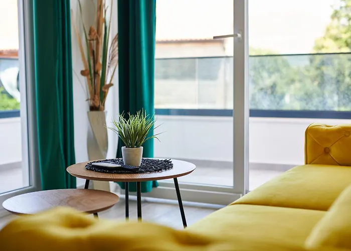 アパート Urban Endji